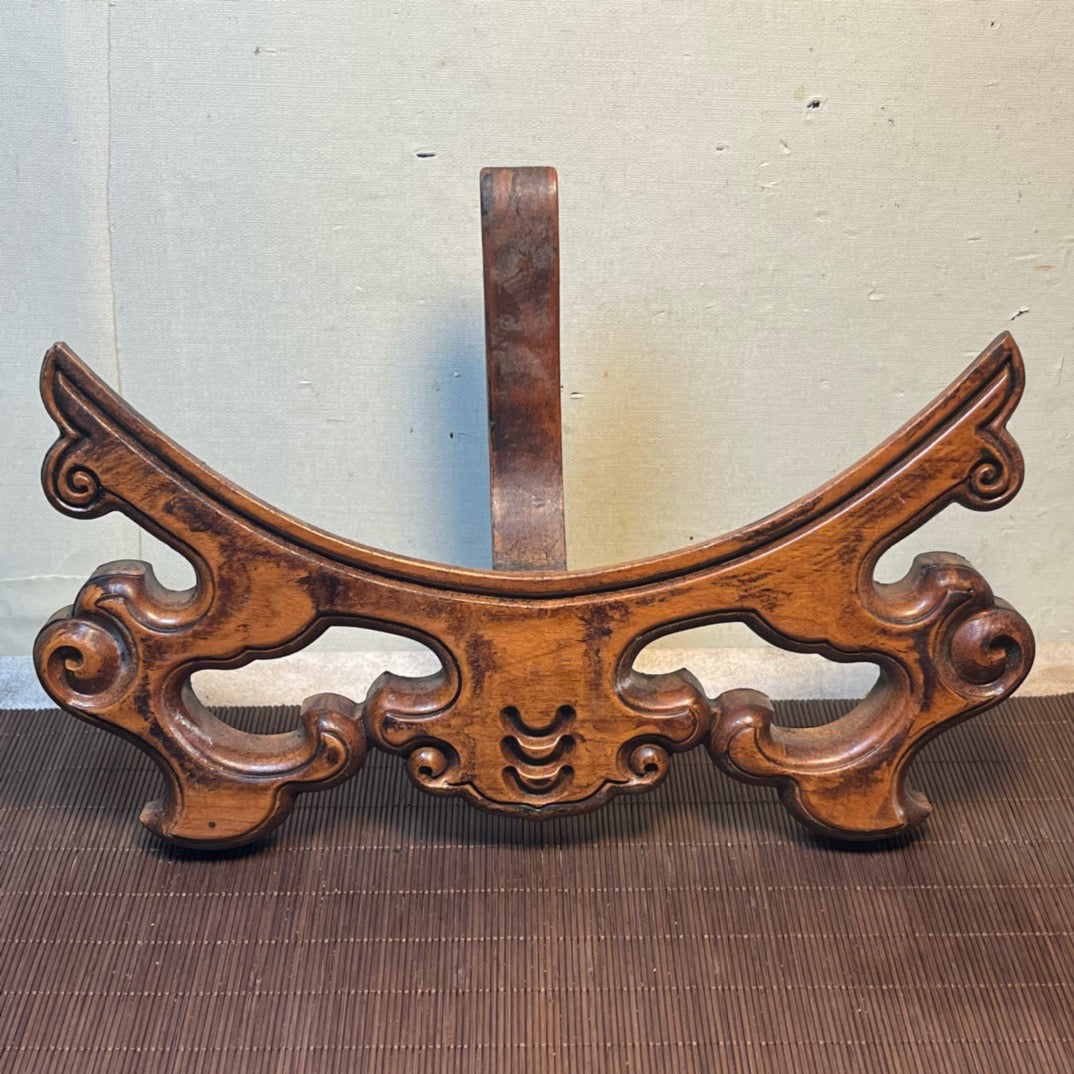 Huangyang wood carved dragon and phoenix circular screen ornaments