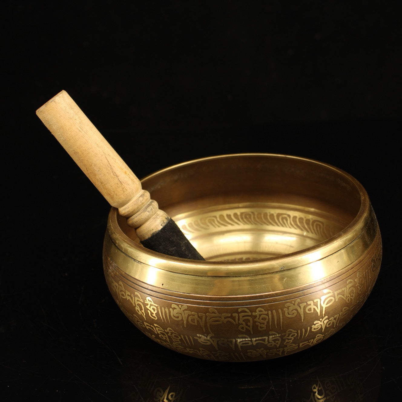 Chinese Antique Pure Copper Shakyamuni Buddha Sound Bowl