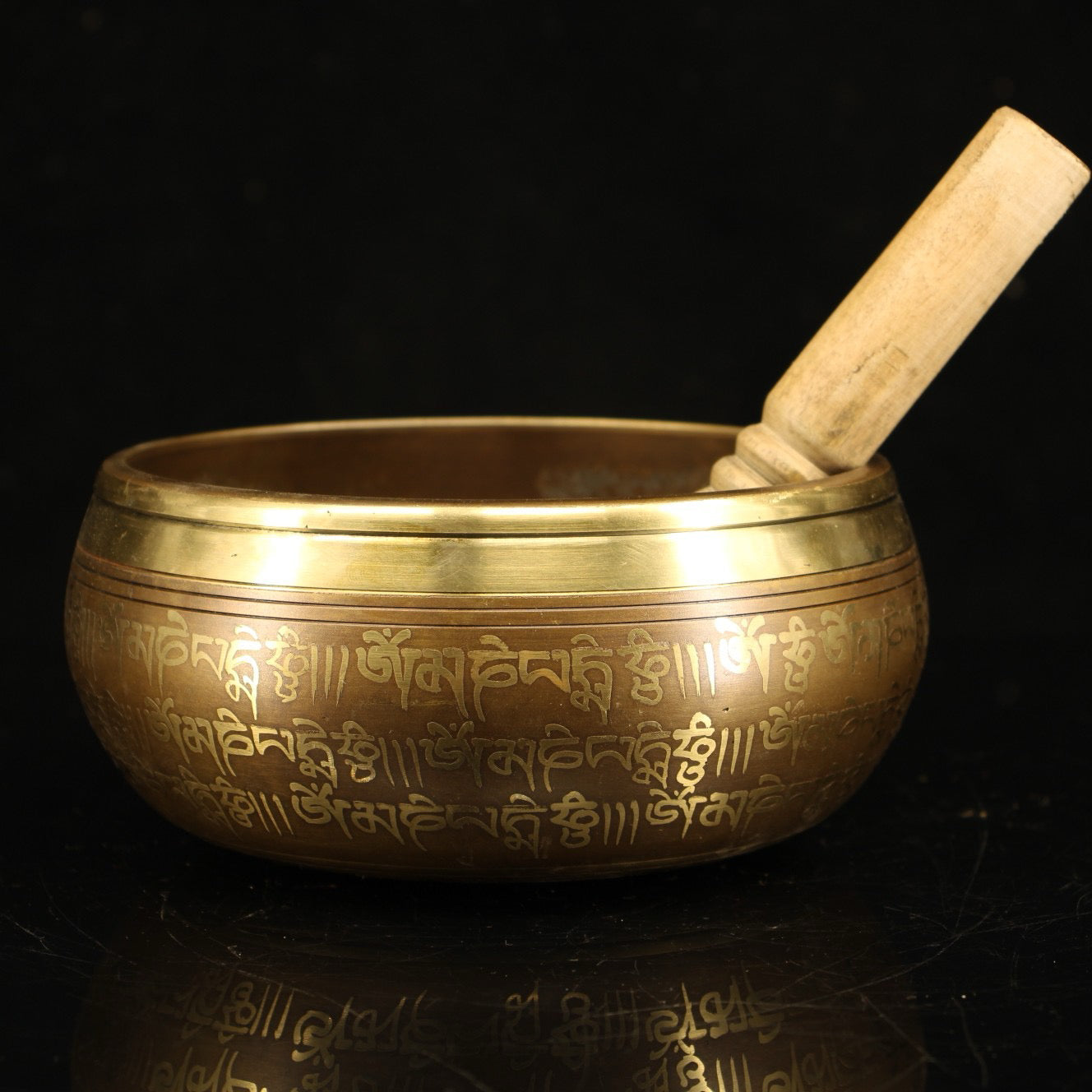 Chinese Antique Pure Copper Shakyamuni Buddha Sound Bowl
