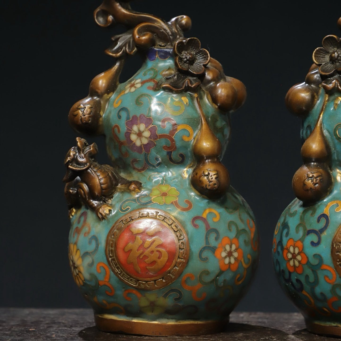 A pair of copper cloisonn é wire cut enamel colored [Fushou] ornaments