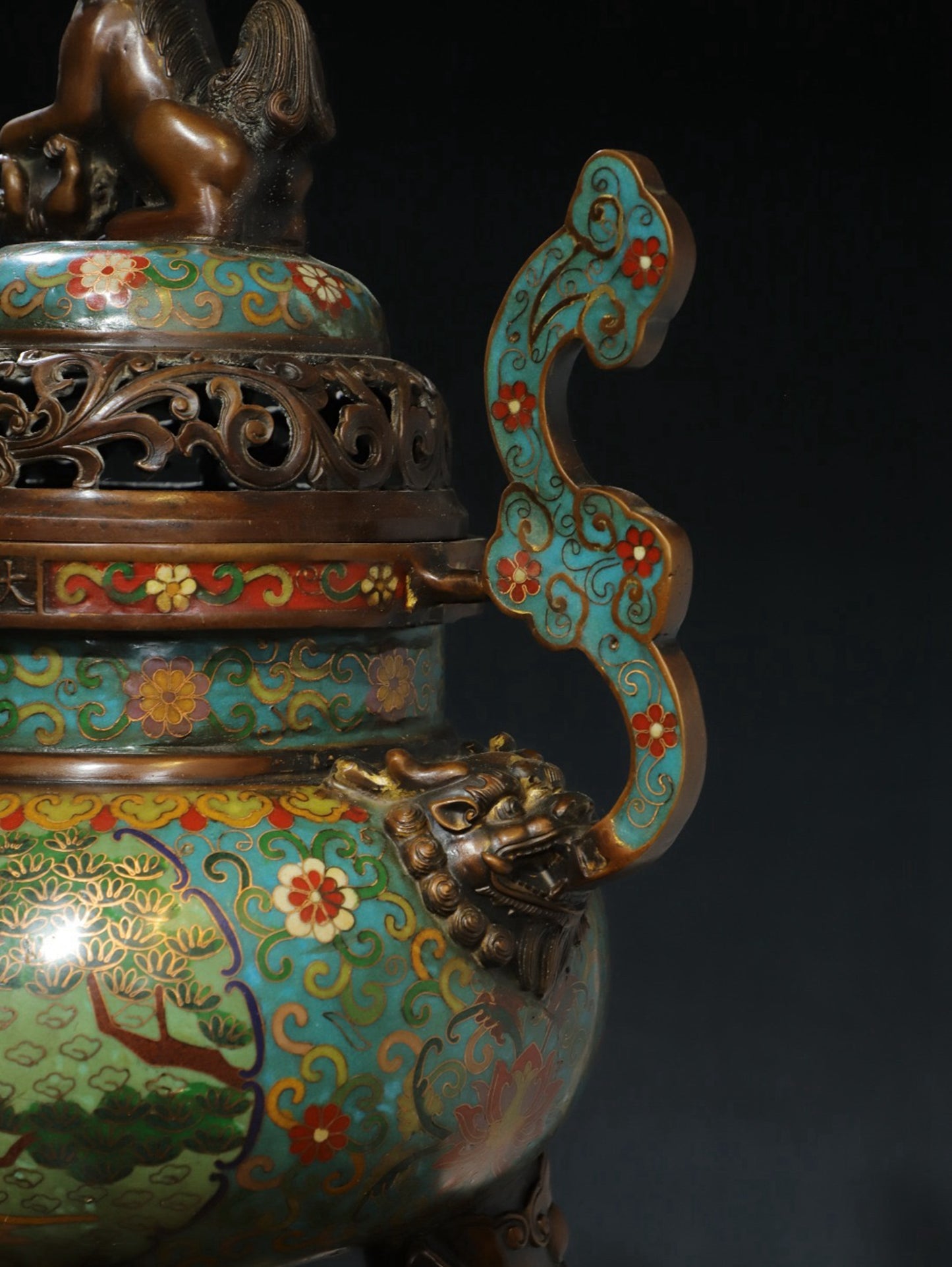 Copper cloisonn é wire enamel color [Ruyi lion cover] aromatherapy stove