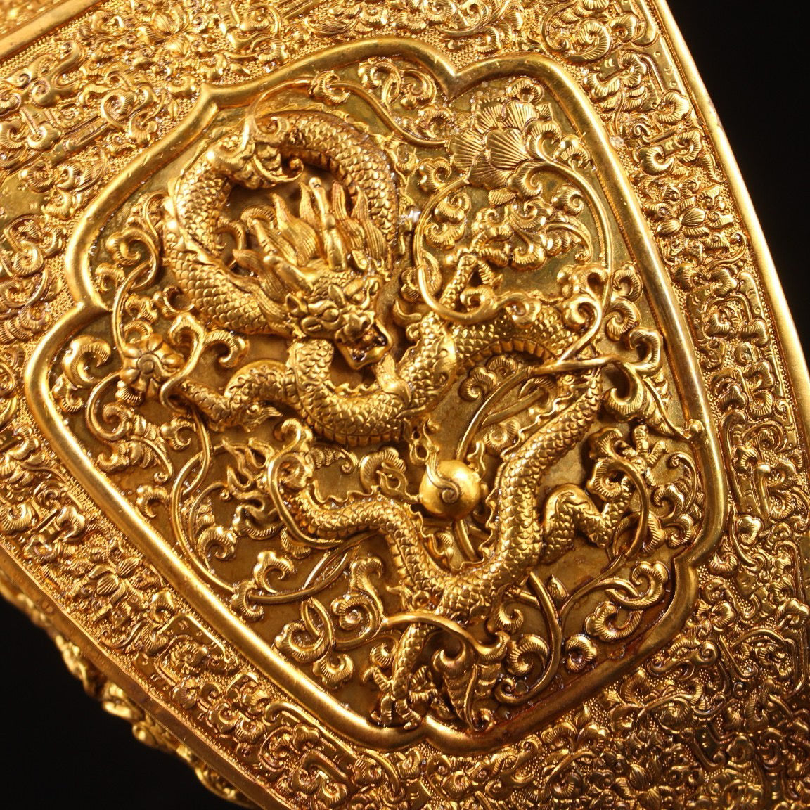 Chinese antique pure copper high relief carved gold-plated dragon vase