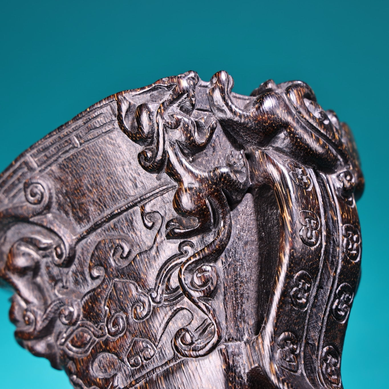 Chinese Antique High Relief Carving Rhinoceros Horn Point Carving Wine Cup