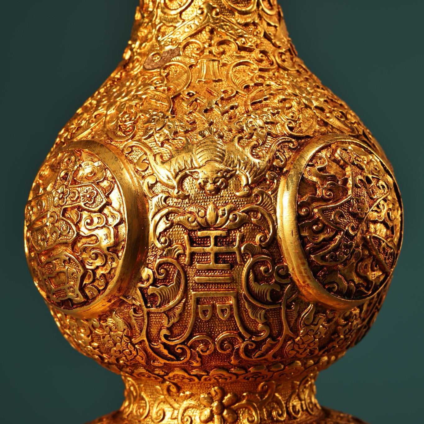 Chinese antique pure copper lucky, lucky, longevity, and happy gourd vase