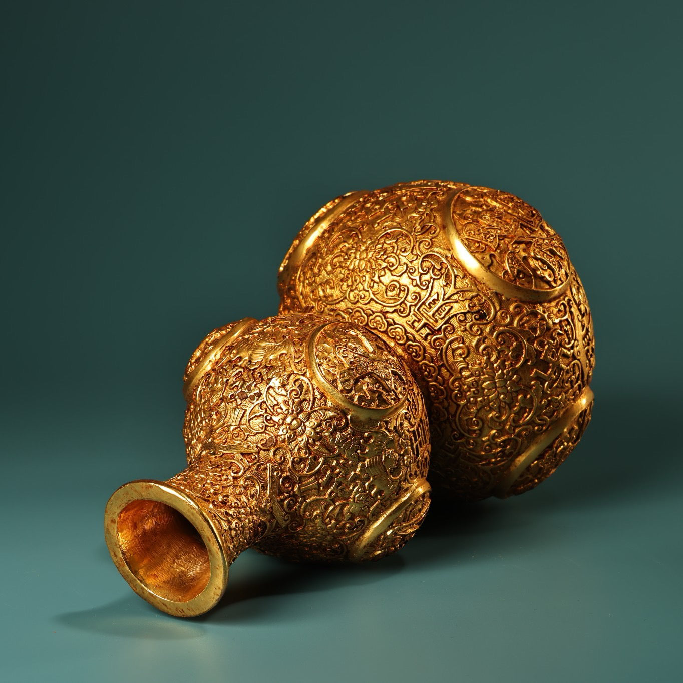 Chinese antique pure copper lucky, lucky, longevity, and happy gourd vase