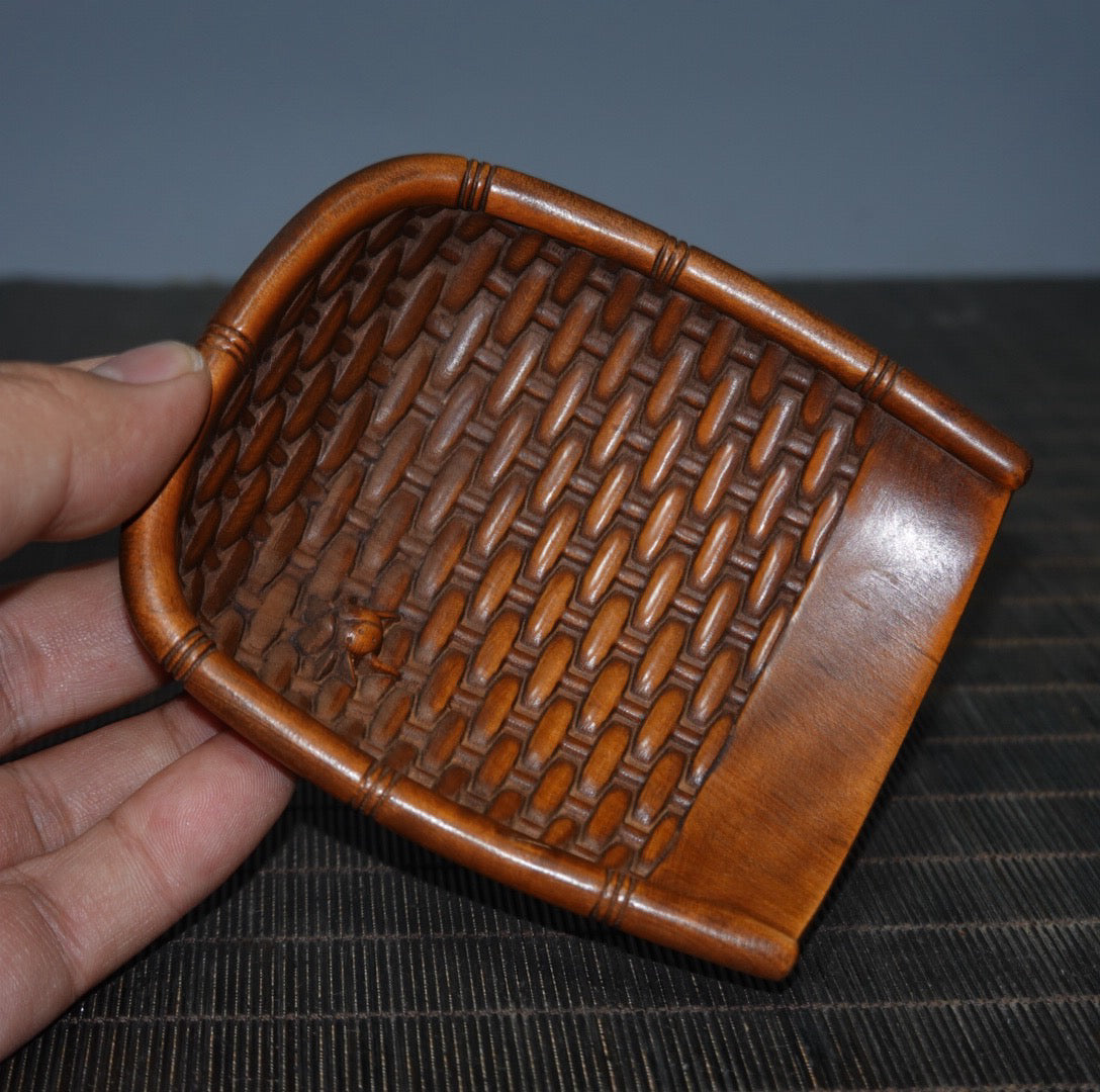 Chinese antique boxwood dustpan tea production