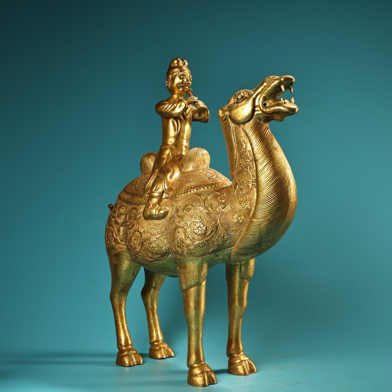 Chinese Antique Pure Copper All Copper High Relief Carving with Gilded Gold Riding Camel and Loving Brave Men