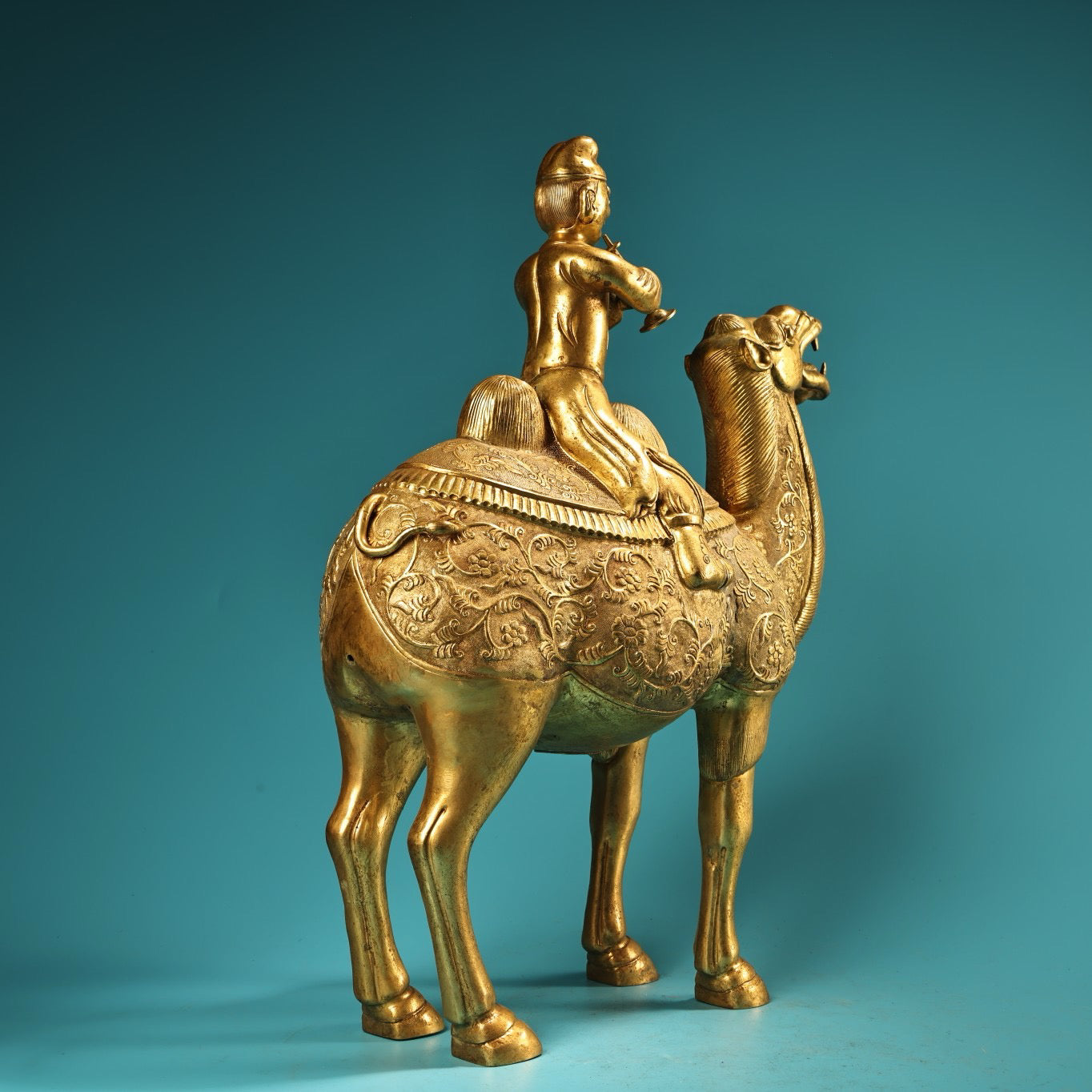 Chinese Antique Pure Copper All Copper High Relief Carving with Gilded Gold Riding Camel and Loving Brave Men