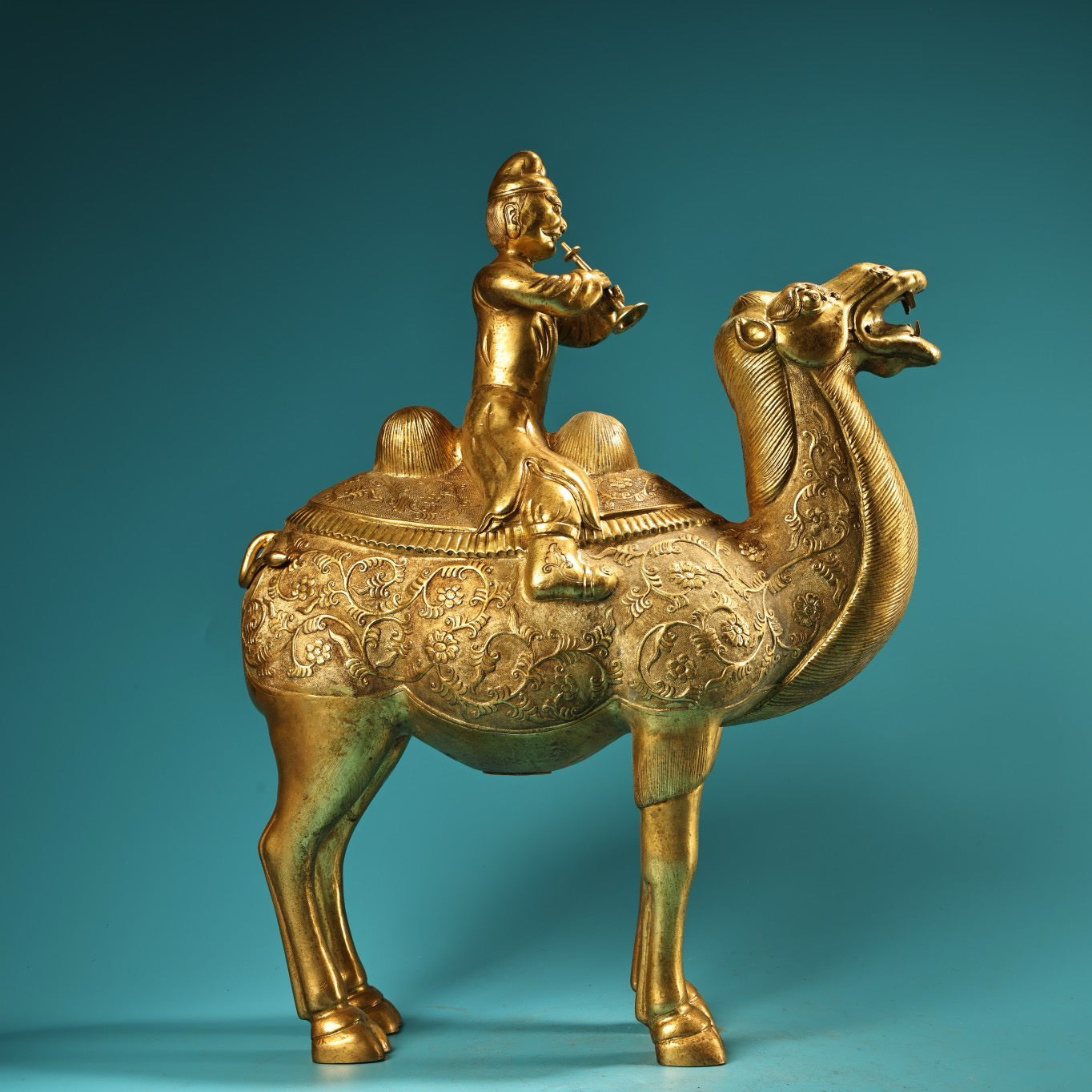 Chinese Antique Pure Copper All Copper High Relief Carving with Gilded Gold Riding Camel and Loving Brave Men