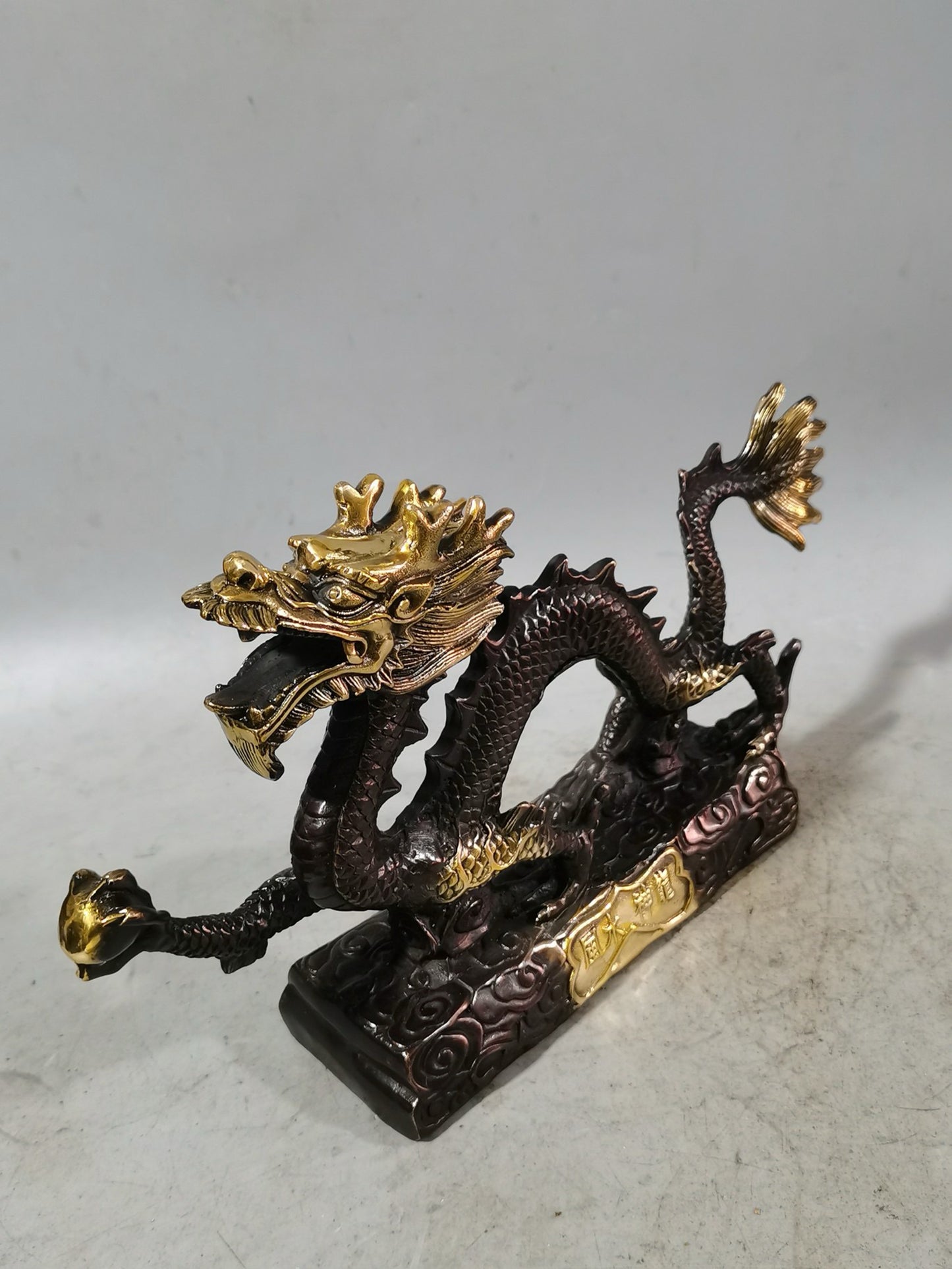 Pure copper gold-plated feng shui dragon ornament