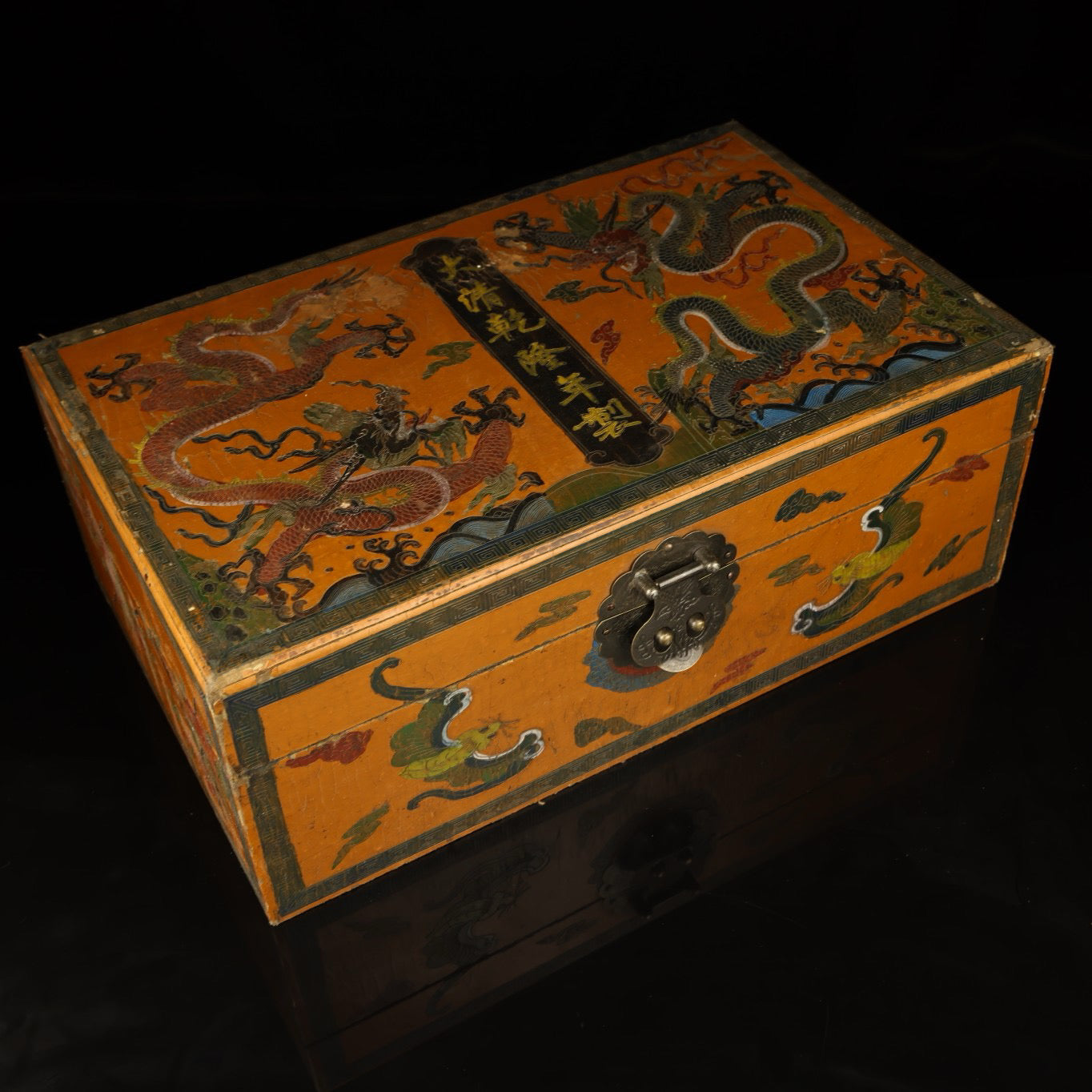 A box of Chinese antique grandmother emerald rings