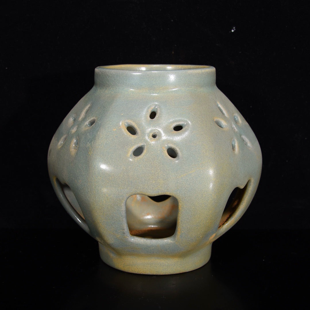 Chinese antique Ru porcelain jar