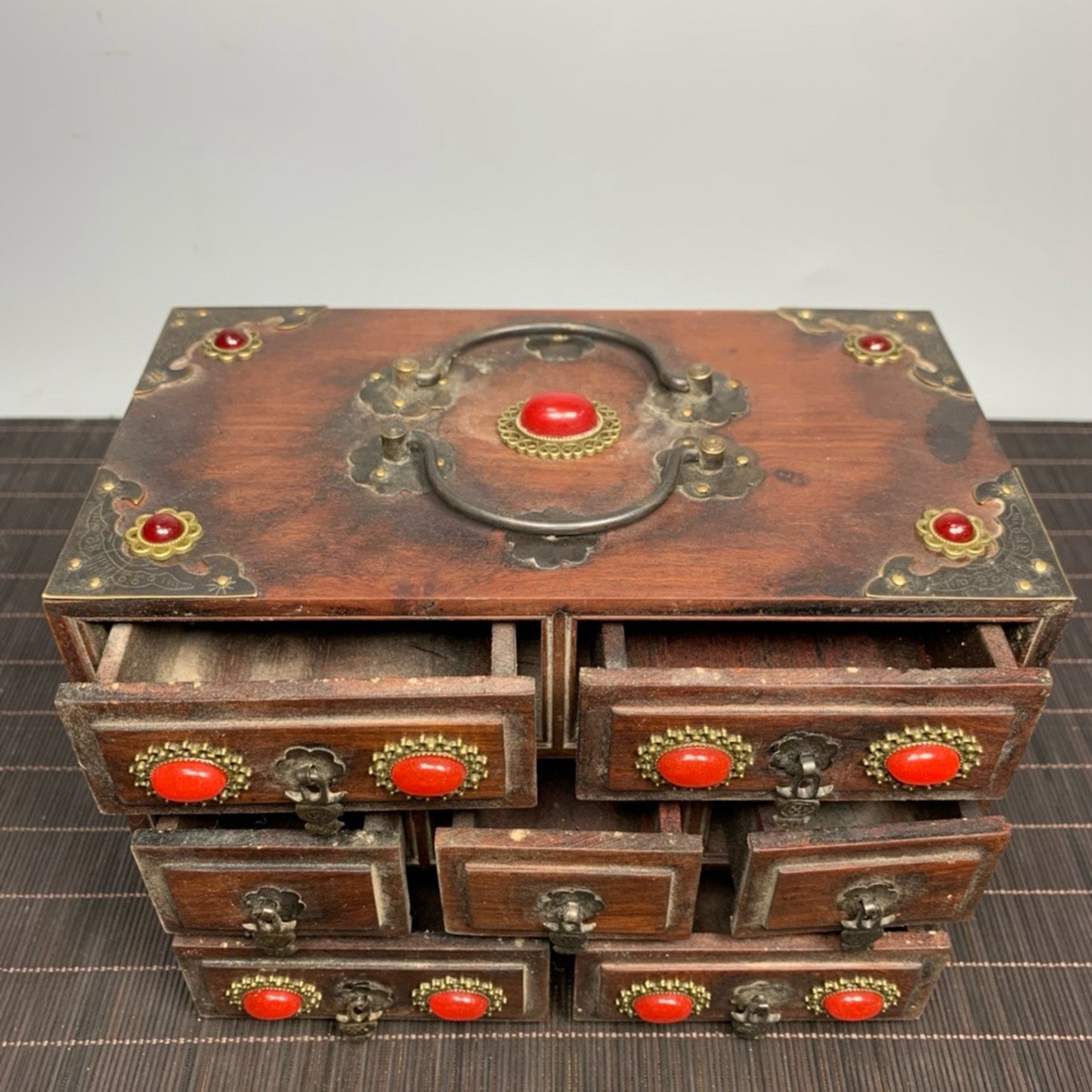 Chinese antique rosewood seven draw box