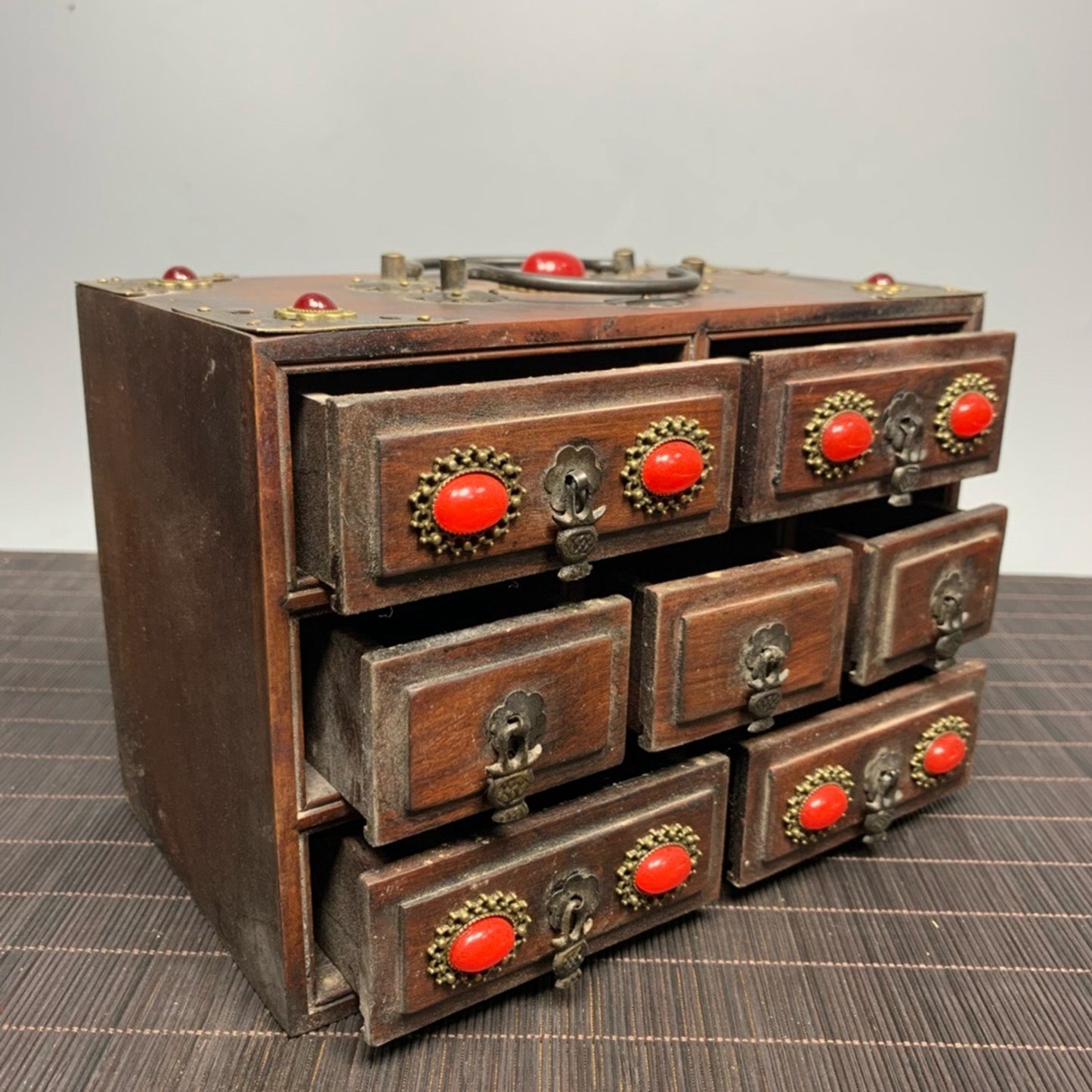 Chinese antique rosewood seven draw box