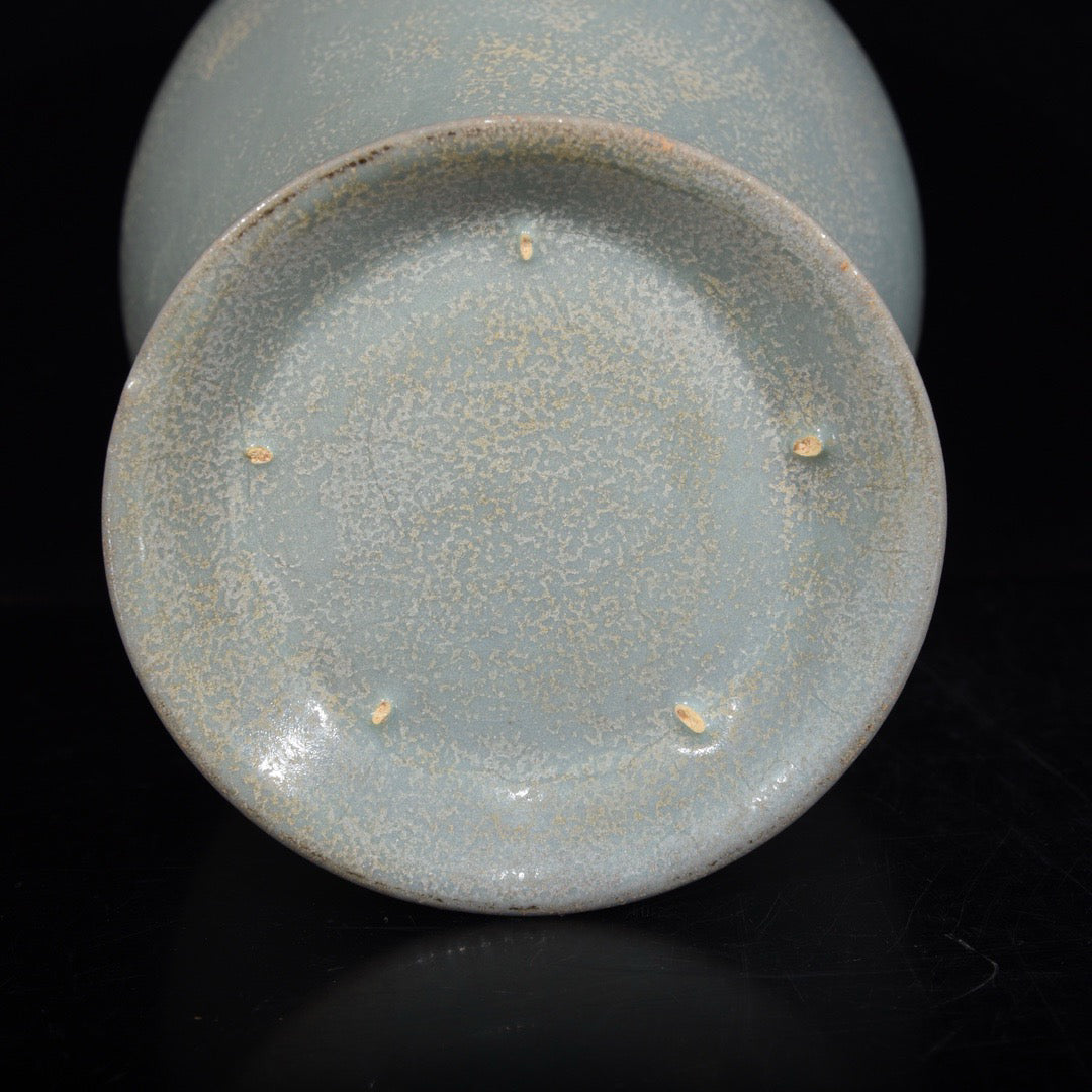 Chinese antique plum vase