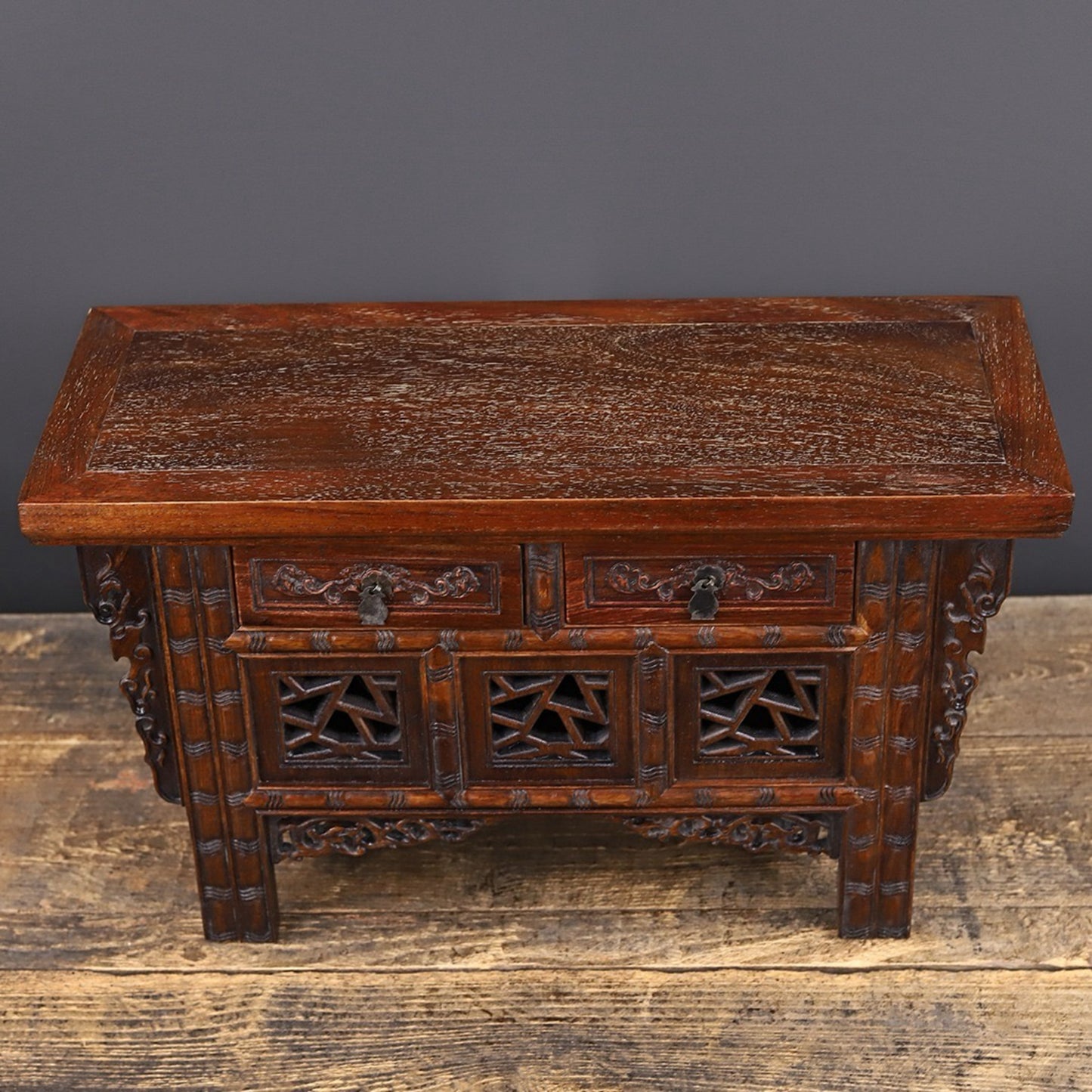 Chinese antique rosewood carved table