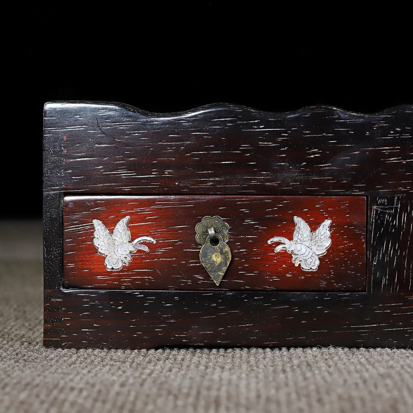 Chinese antique rosewood inlaid with colorful shells, mandarin ducks playing in the water, exquisite tea table