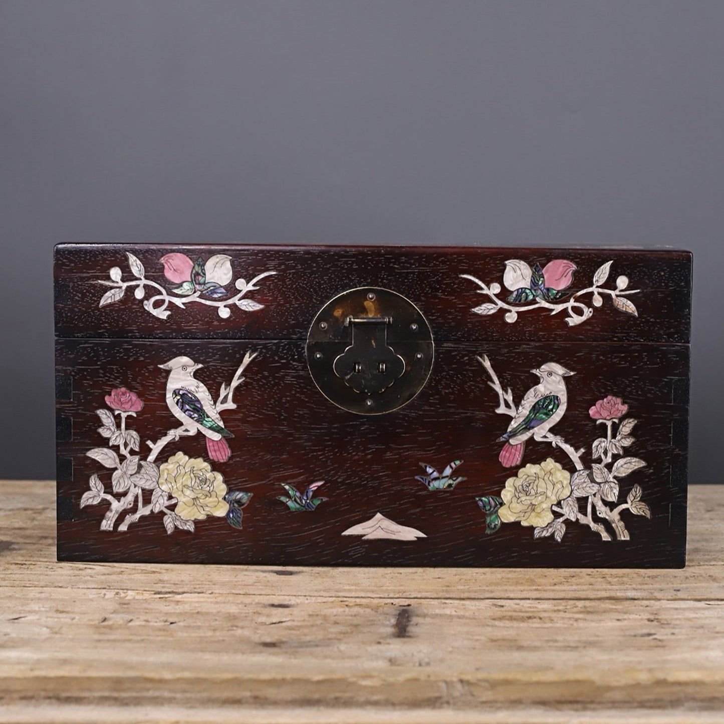 Chinese antique rosewood flower and bird box