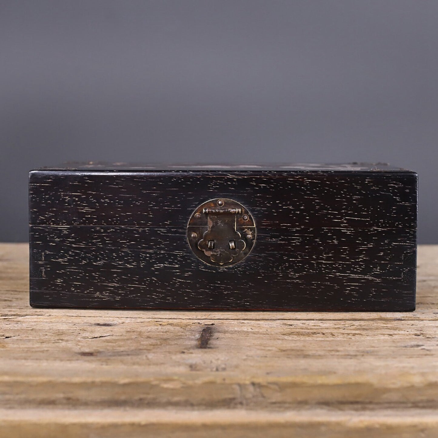 Chinese antique small leaf rosewood inlaid with shells, mandarin ducks playing in water jewelry box