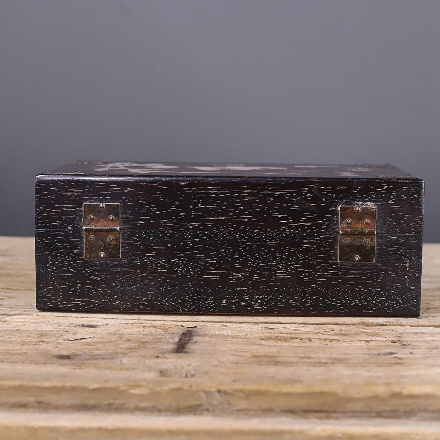 Chinese antique small leaf rosewood inlaid with shells, mandarin ducks playing in water jewelry box