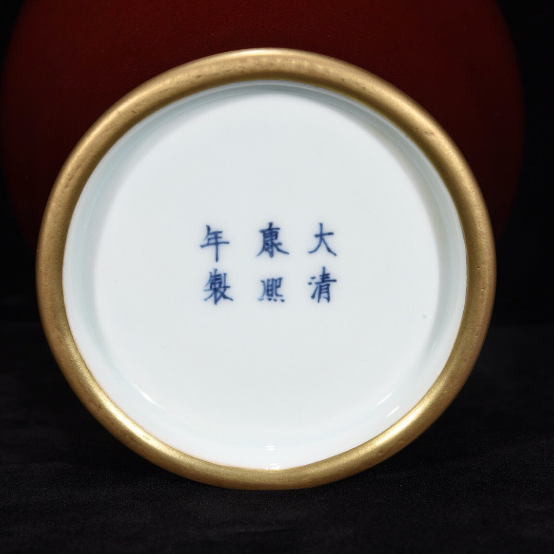 Chinese Antique Beauty Drunk Gold Bottle