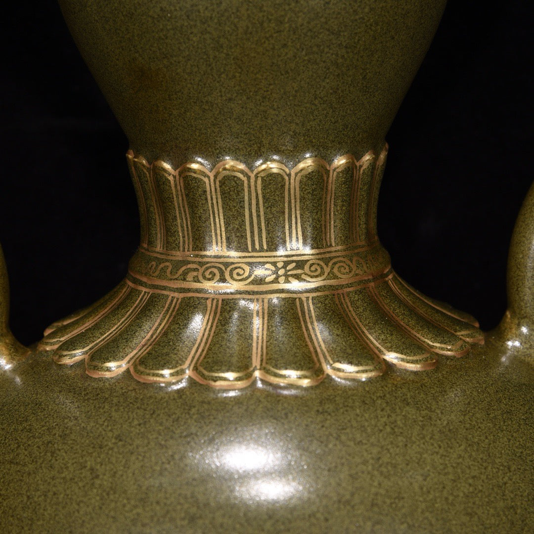 Chinese antique gourd bottle