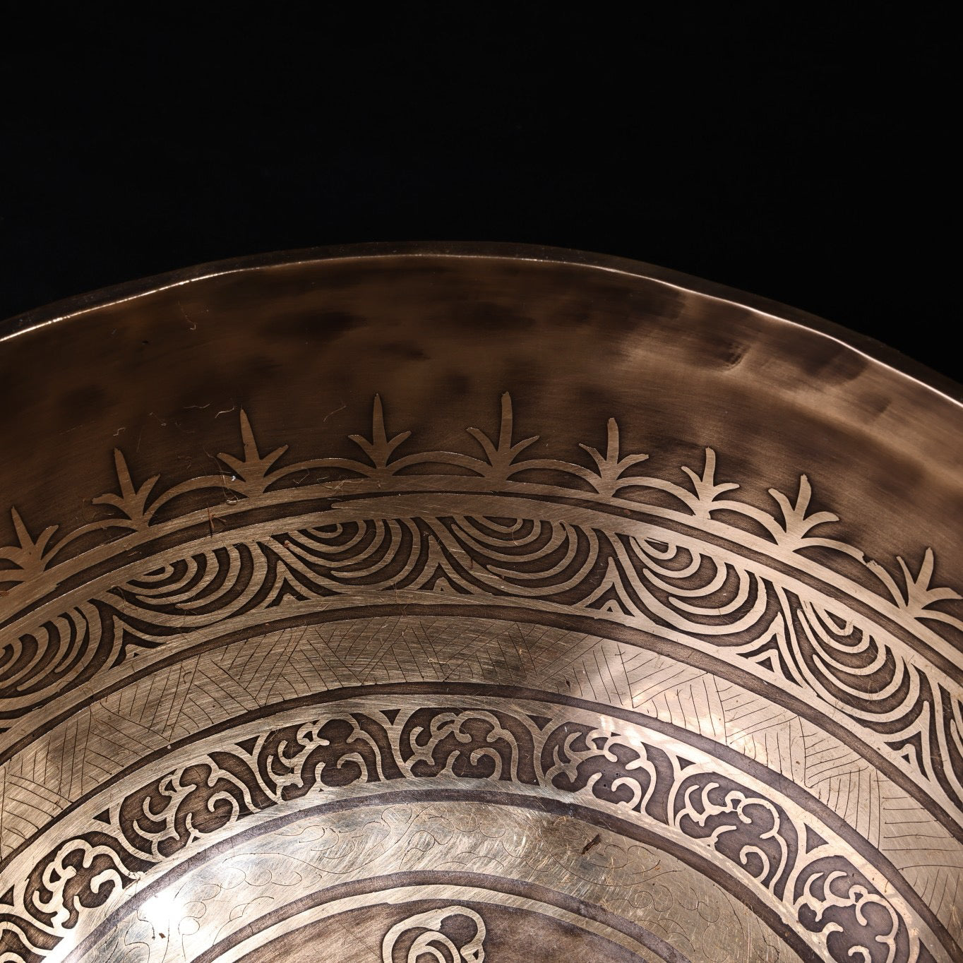 Chinese antique pure copper high relief carved Buddha sound bowl