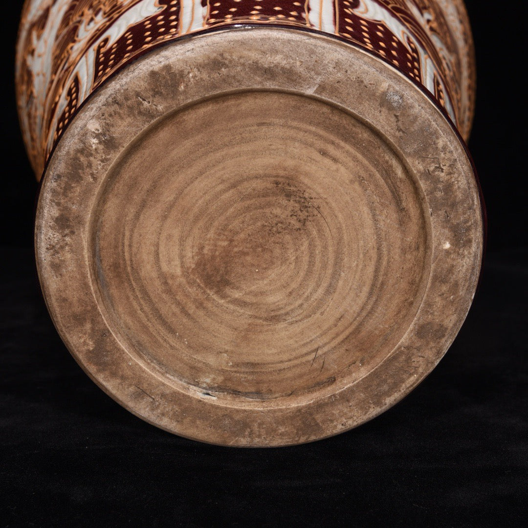 Chinese antique plum vase with golden dragon pattern
