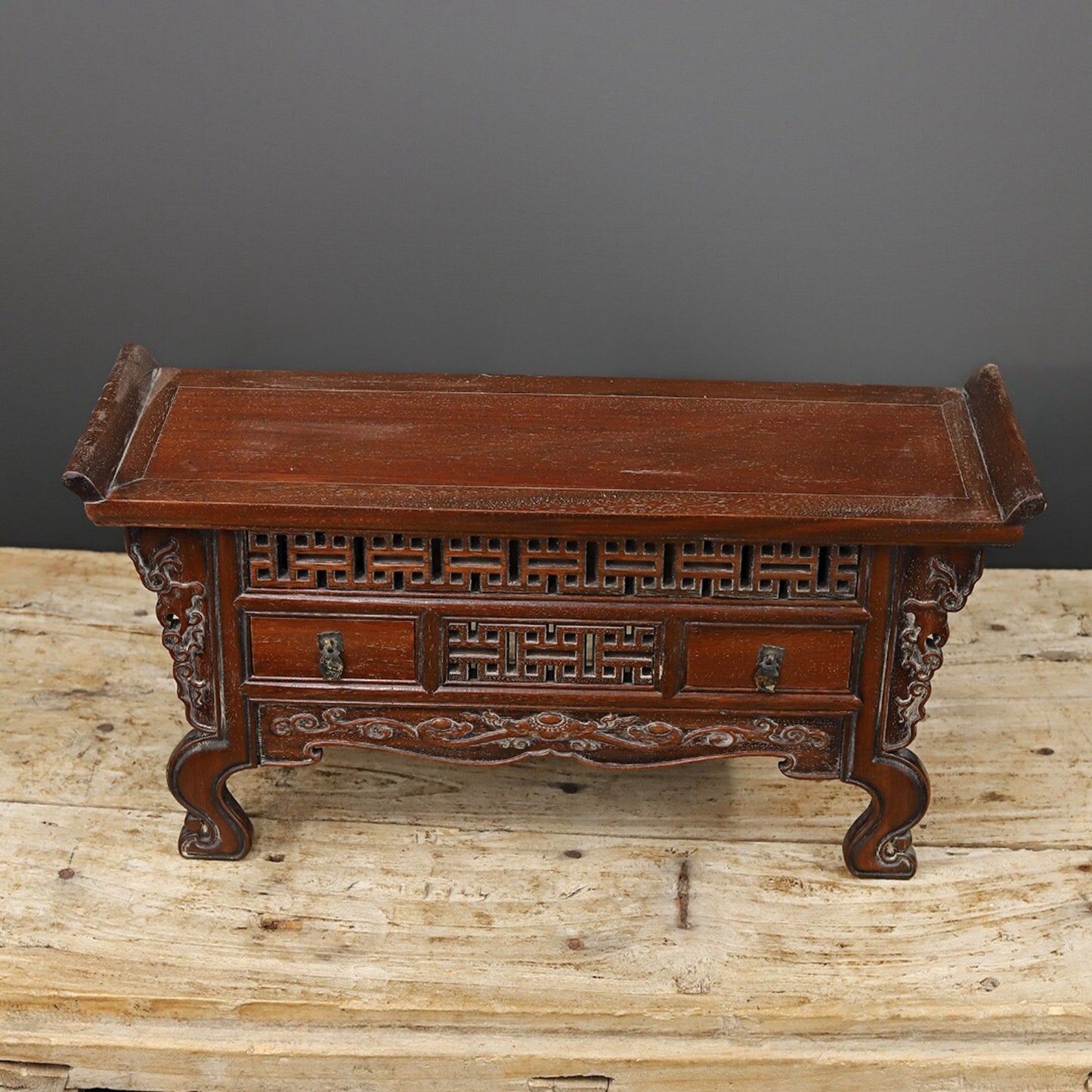 Chinese antique rosewood table banner case