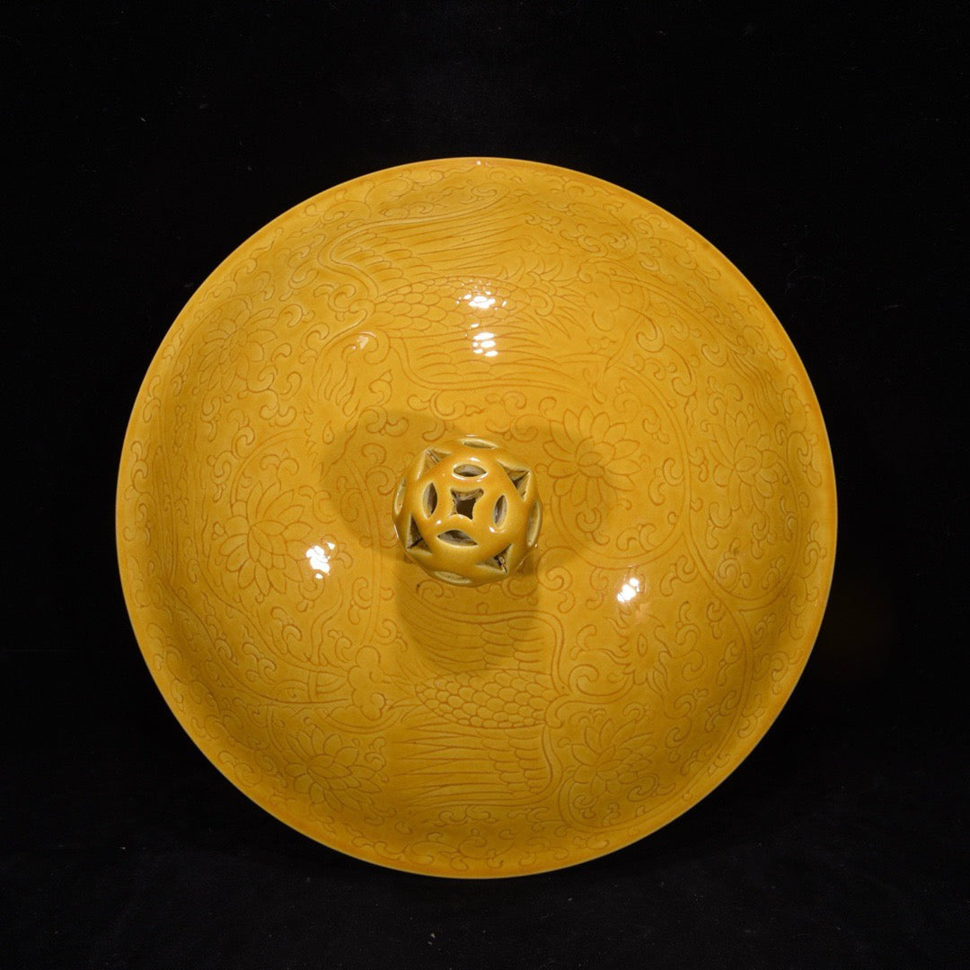 Chinese antique glazed dragon patterned covered bowl
