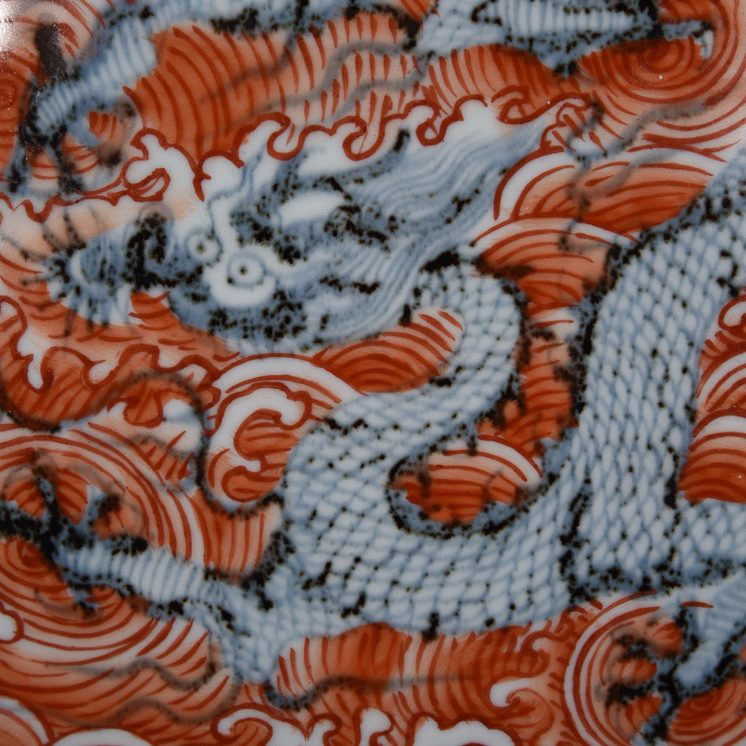 Chinese antique red dragon patterned flat bottle