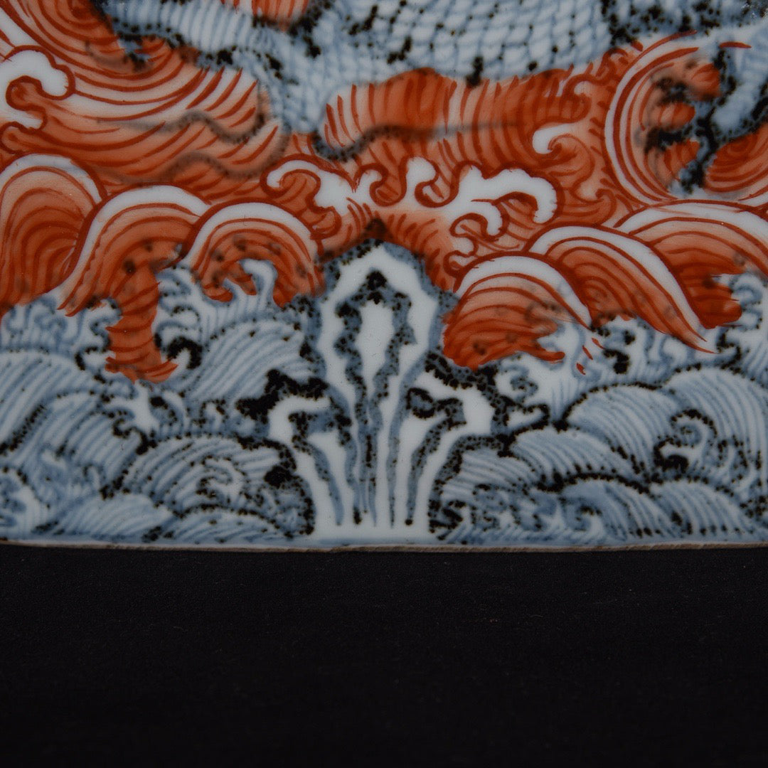Chinese antique red dragon patterned flat bottle