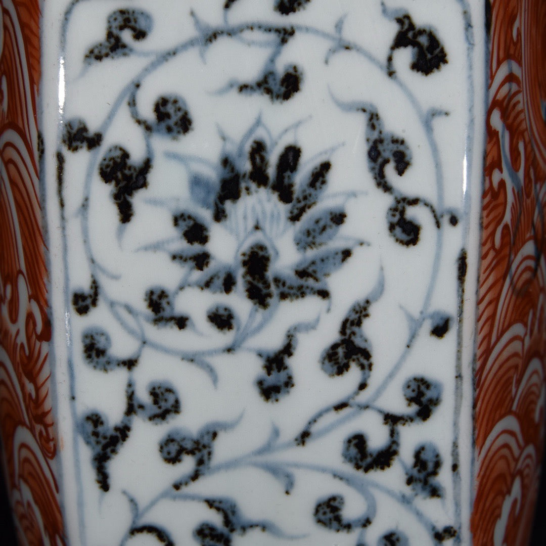 Chinese antique red dragon patterned flat bottle