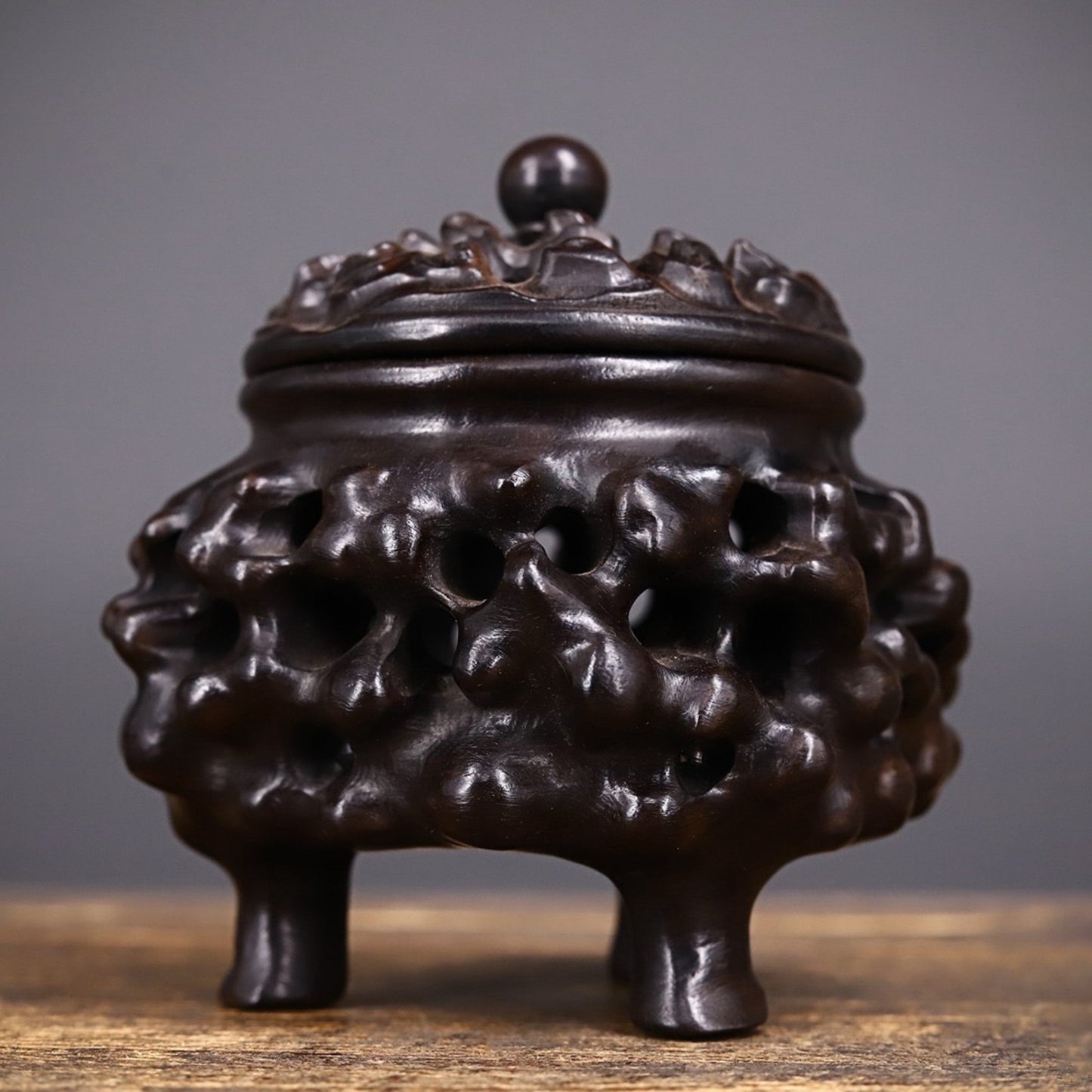 Chinese antique ebony aromatherapy stove