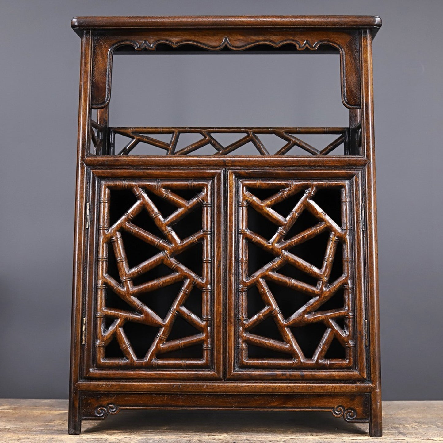Chinese antique rosewood tea cabinet