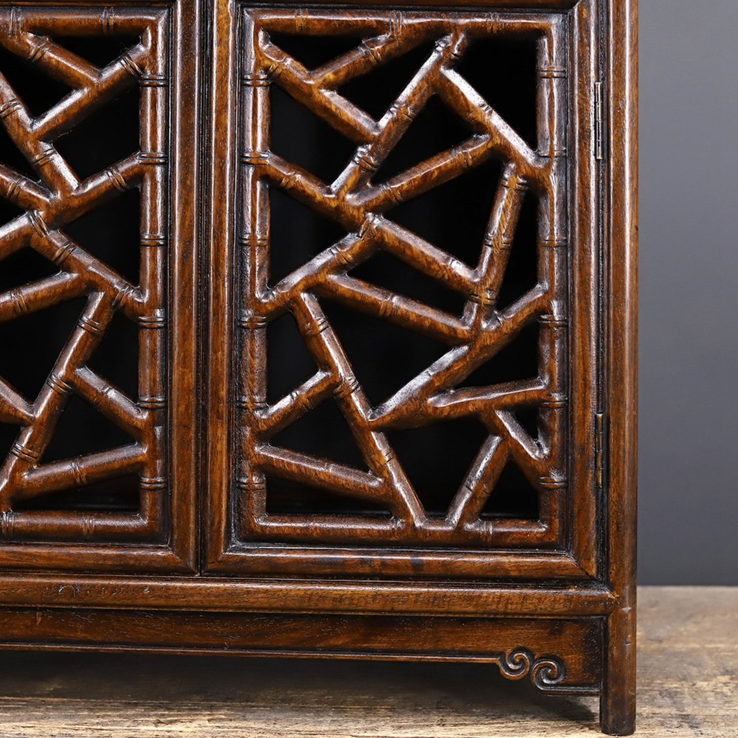 Chinese antique rosewood tea cabinet
