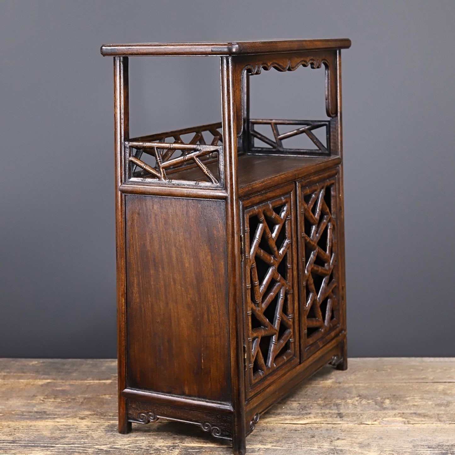 Chinese antique rosewood tea cabinet