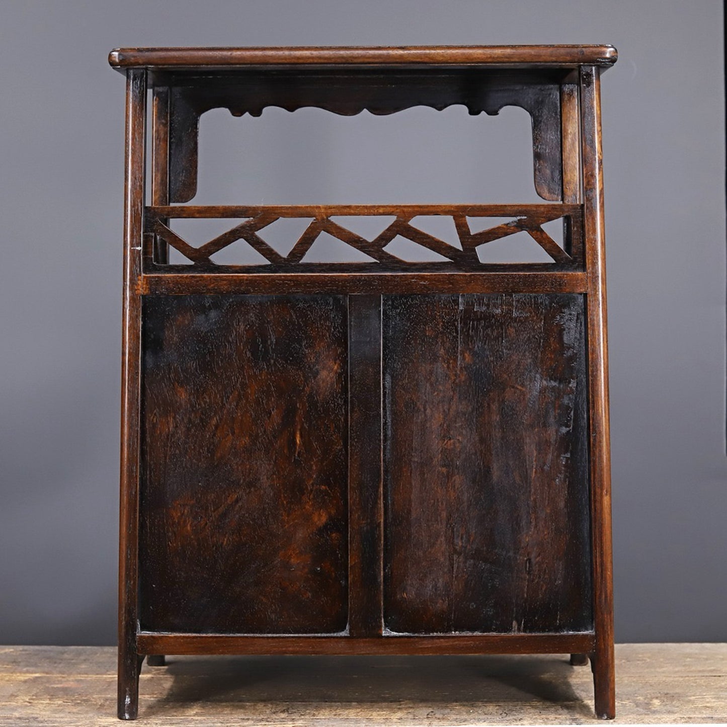 Chinese antique rosewood tea cabinet