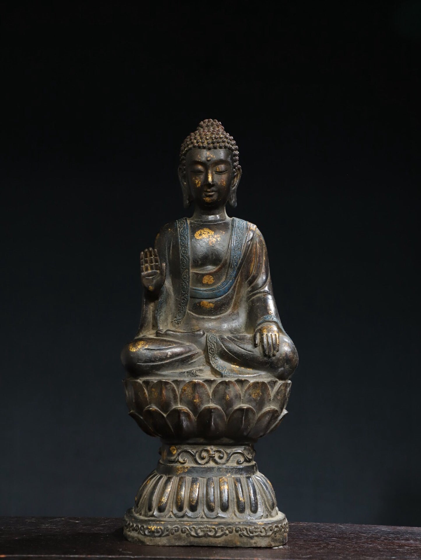 Chinese antique pure copper statue of the Great Sun Tathagata
