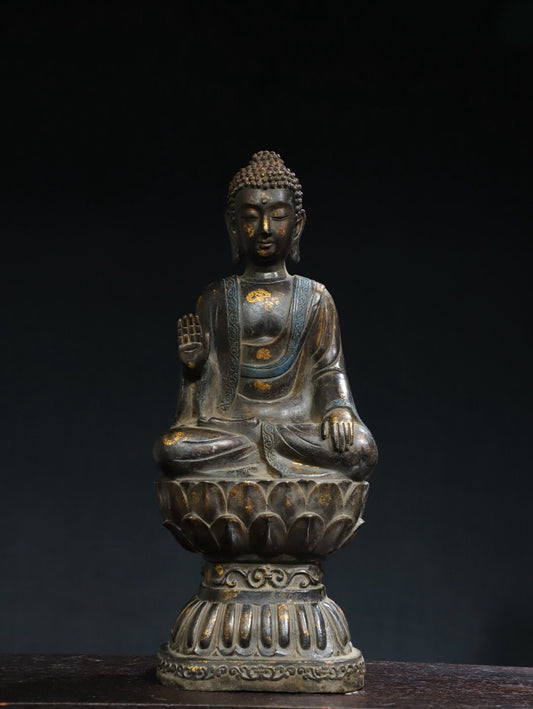 Chinese antique pure copper statue of the Great Sun Tathagata