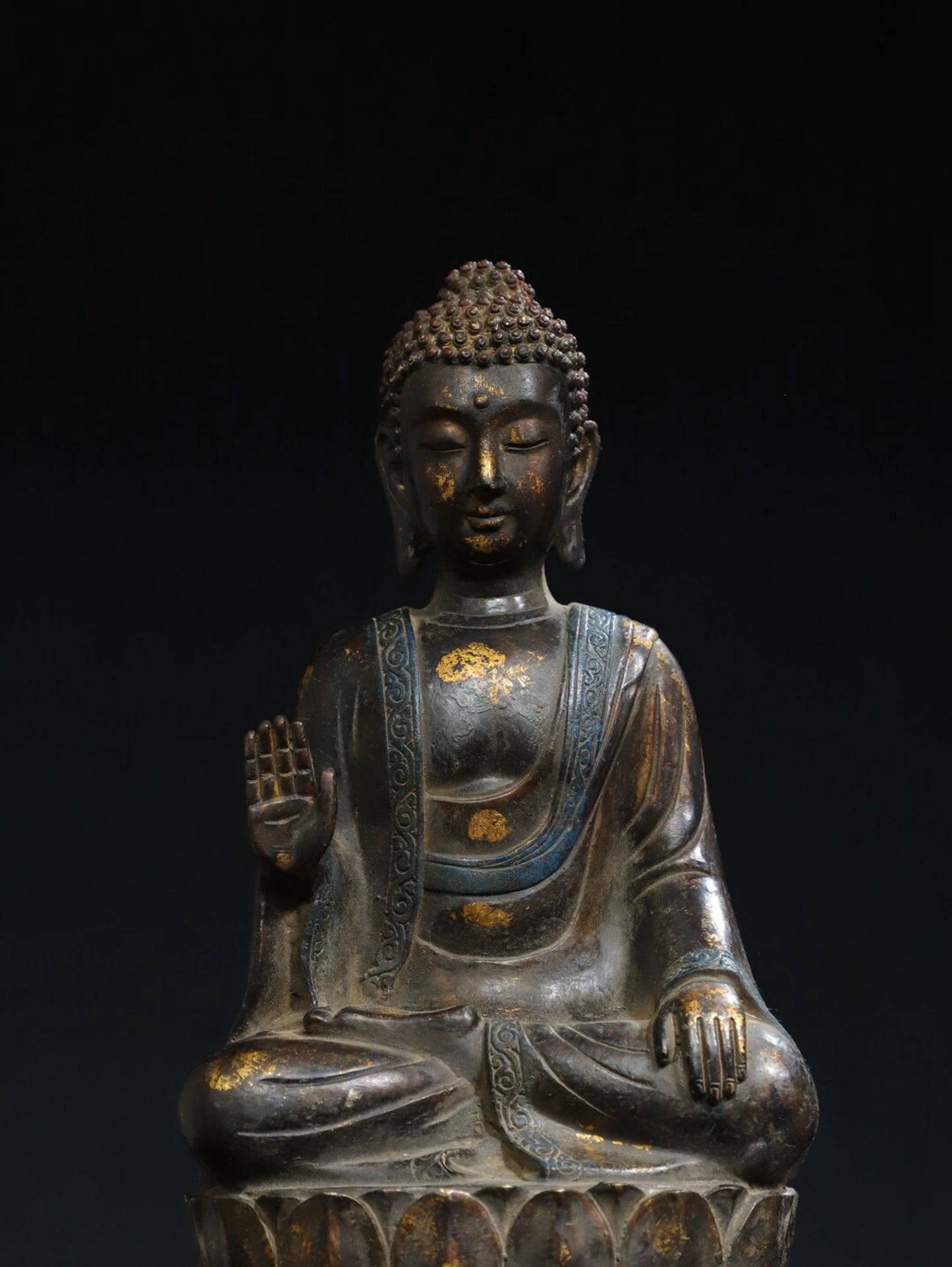 Chinese antique pure copper statue of the Great Sun Tathagata