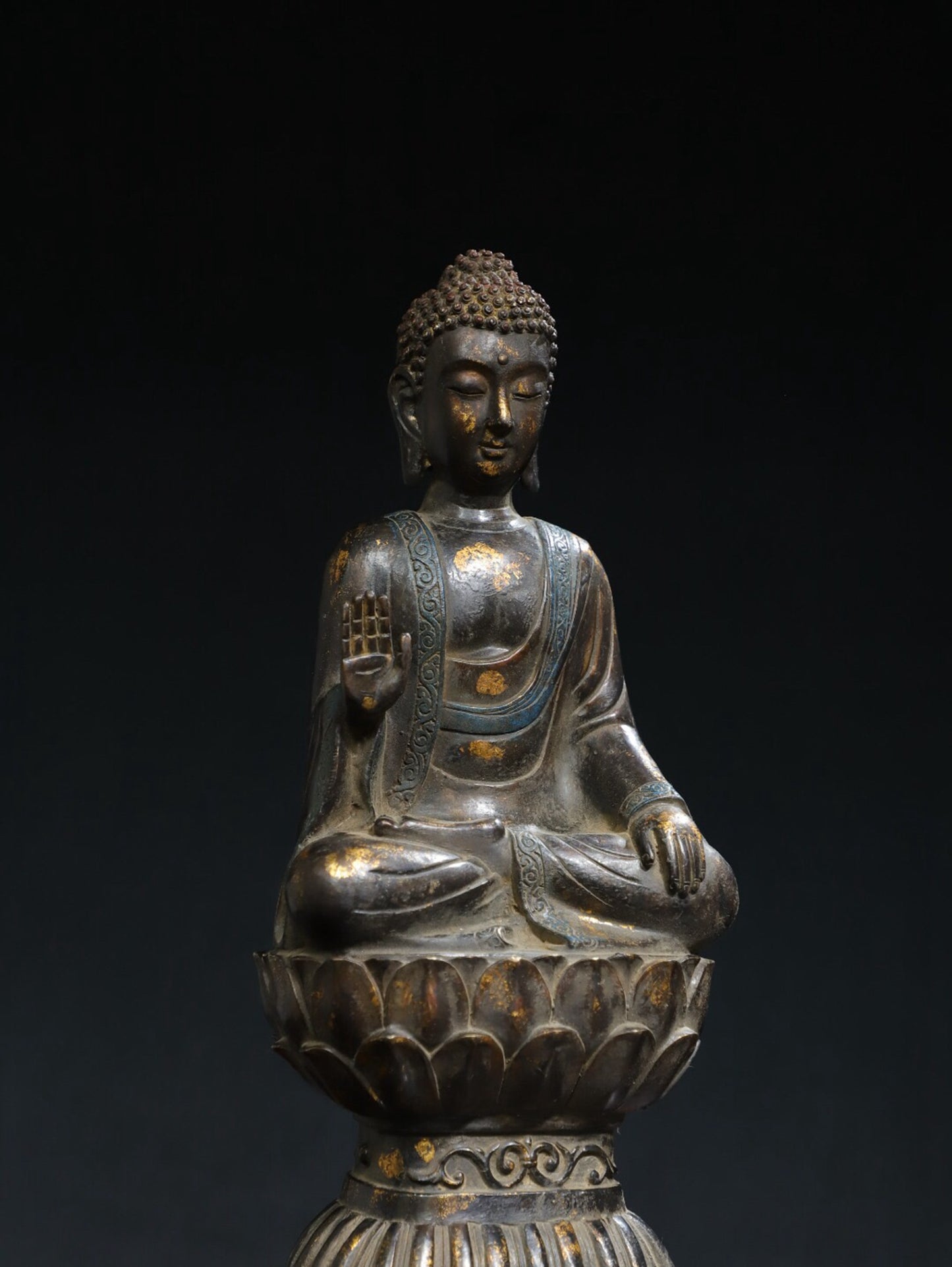 Chinese antique pure copper statue of the Great Sun Tathagata