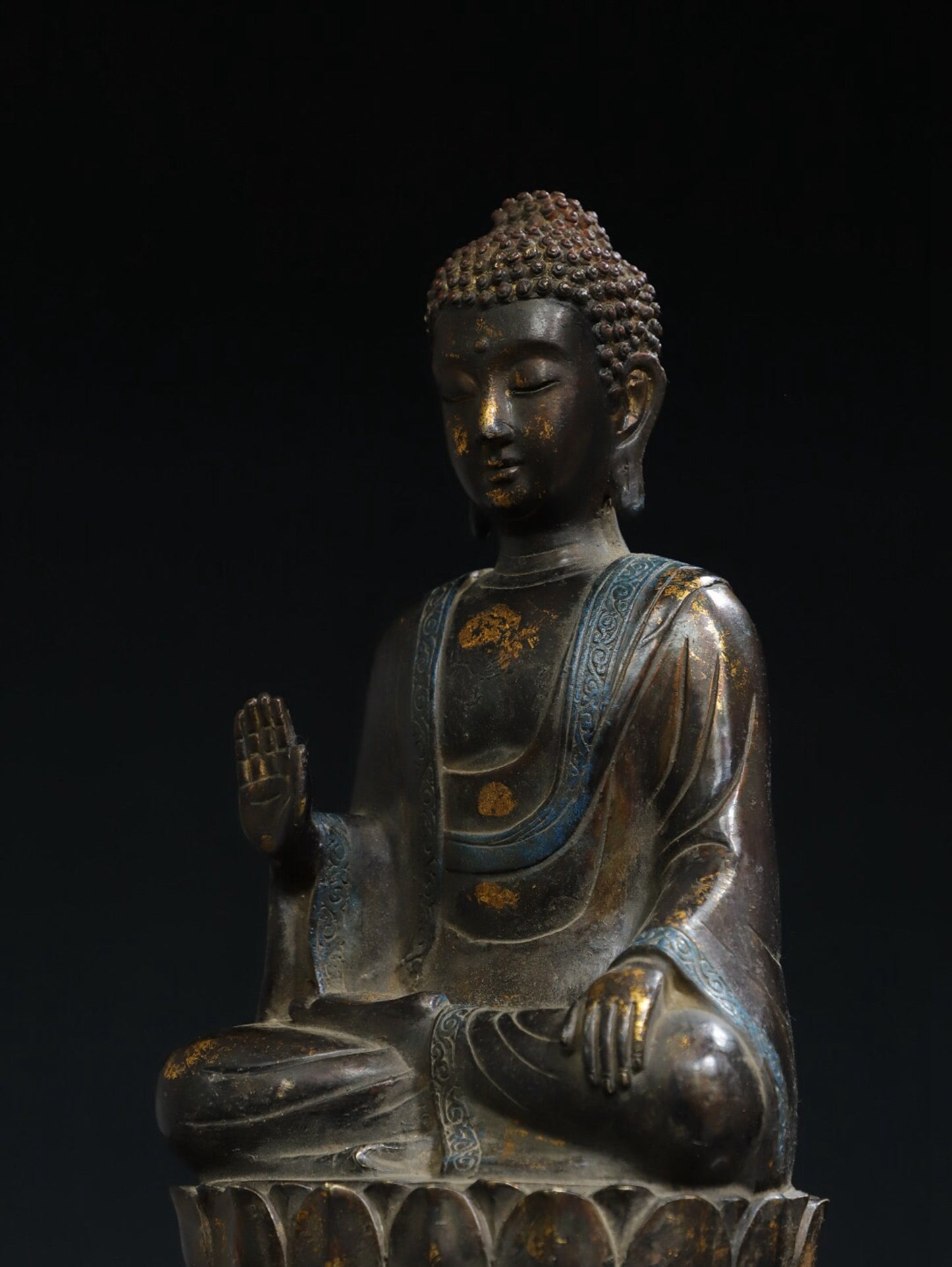Chinese antique pure copper statue of the Great Sun Tathagata