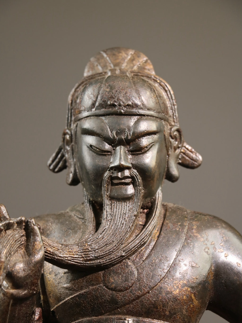 Bronze mud, gold, and cinnabar Buddha statue, God of Wealth and Martial Arts