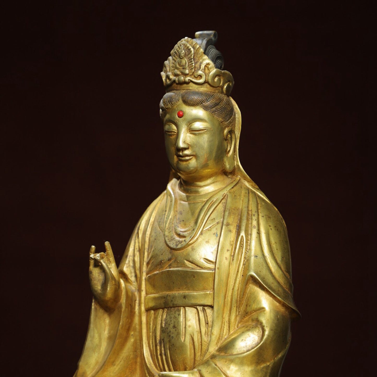 Chinese antique pure copper statue of "Free Avalokitesvara" Buddha