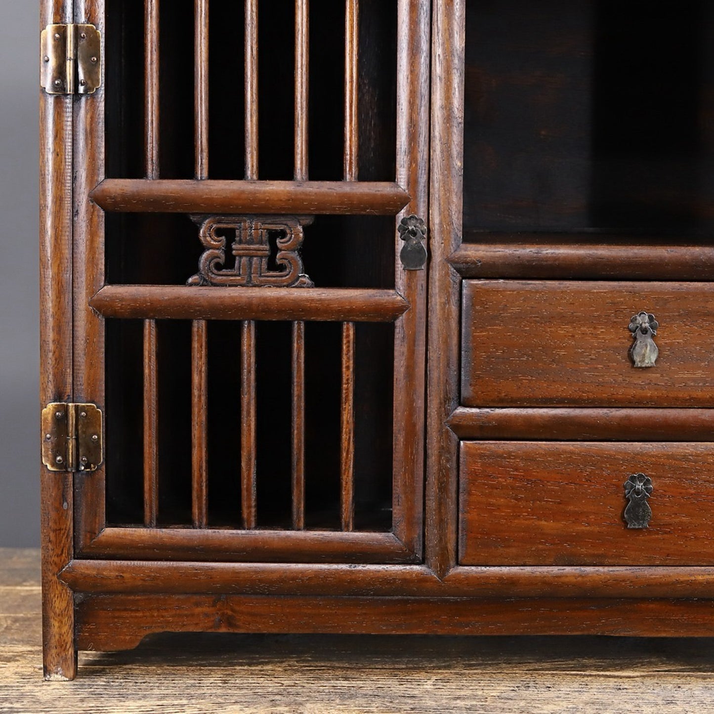 Chinese antique rosewood rounded cabinet