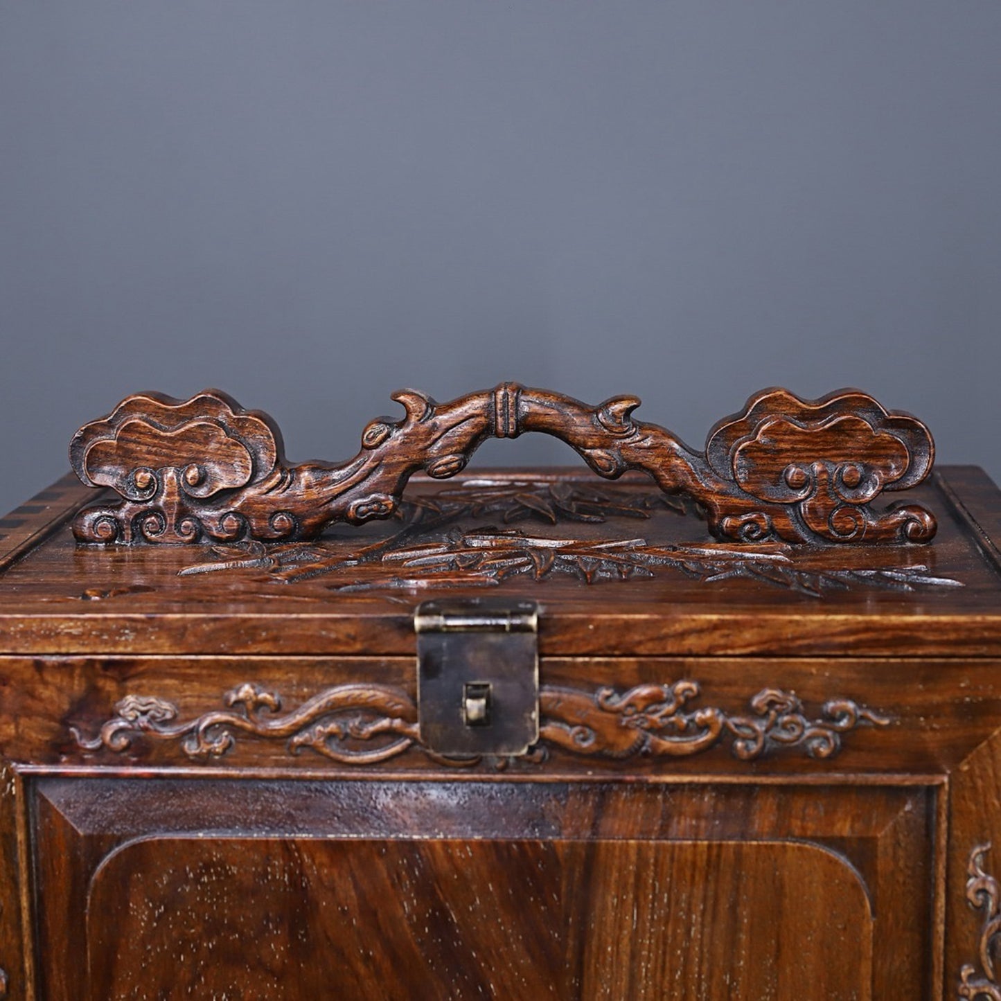 Chinese Antique Huali Wood Fushou Treasure Pavilion Decoration