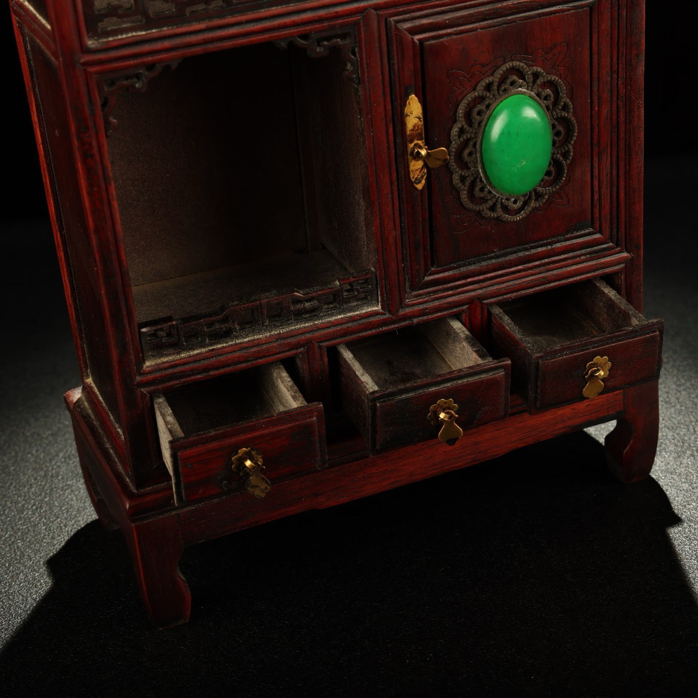 Chinese antique rosewood inlaid gemstone pocket cabinet