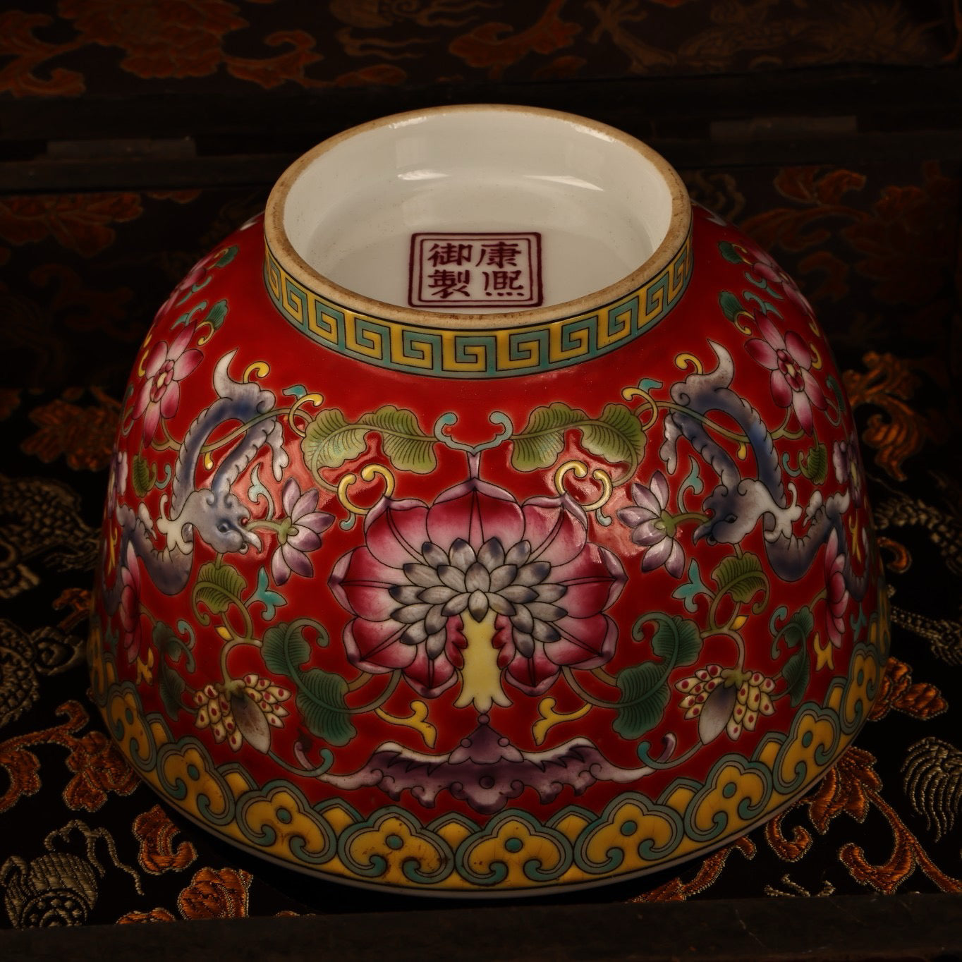 Chinese antique enamel colored porcelain bowl