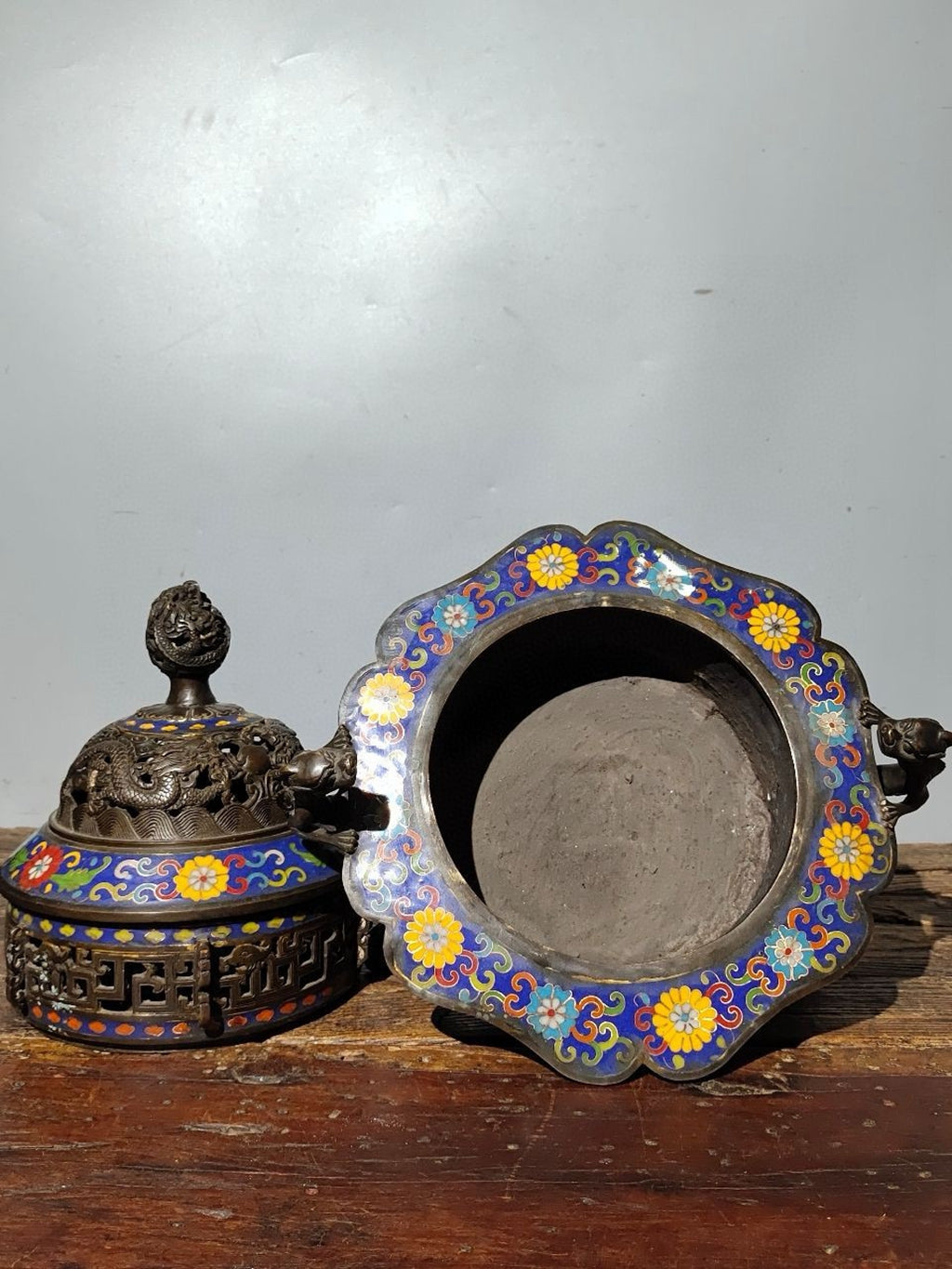Pure copper cloisonn é three elephant foot double dragon ear dragon lid furnace